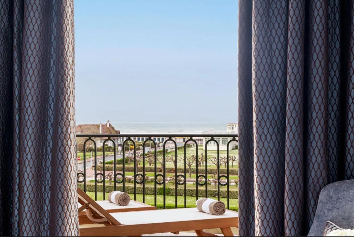 Hotel Barriere Le Royal Deauville Kültér fotó