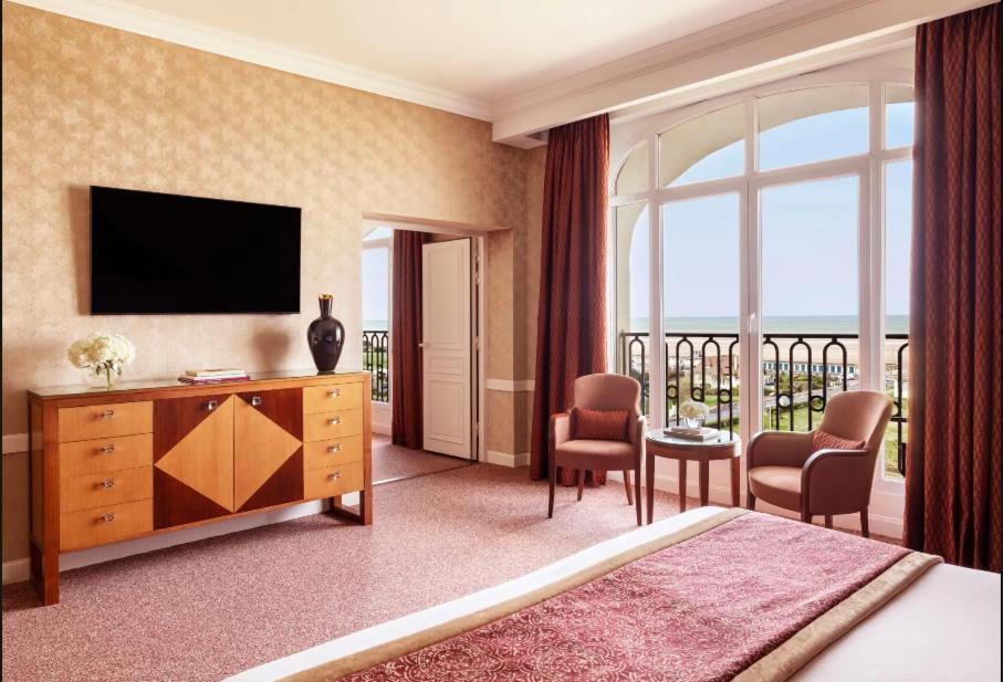 Hotel Barriere Le Royal Deauville Kültér fotó